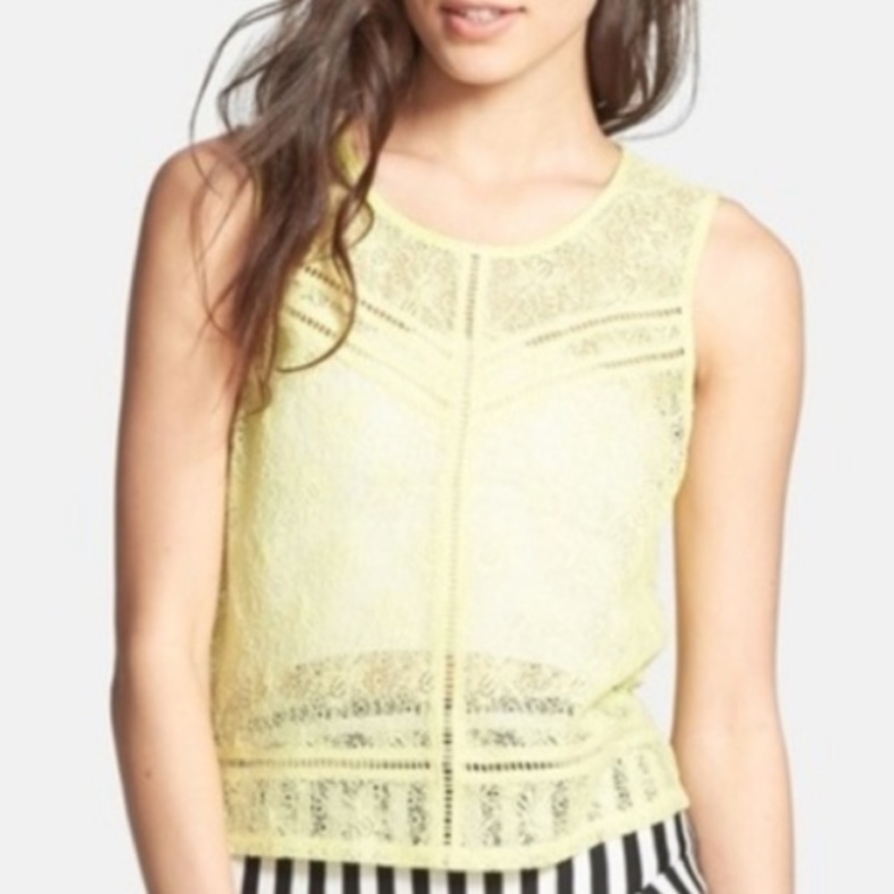 ASTR lace crop top shell, S
